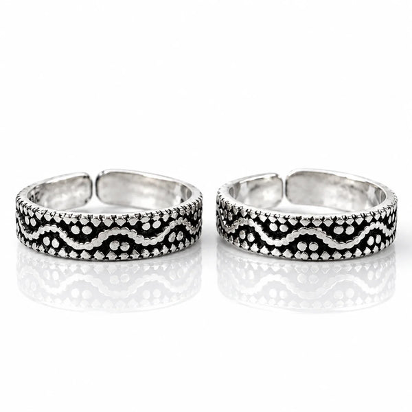 Silver Oxidized Wave Pattern Adjustable Toe Rings for Women