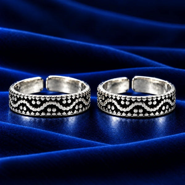 Silver Oxidized Wave Pattern Adjustable Toe Rings for Women