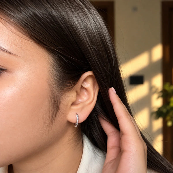 Women's Silver-Tone Minimalist Hoop Earrings